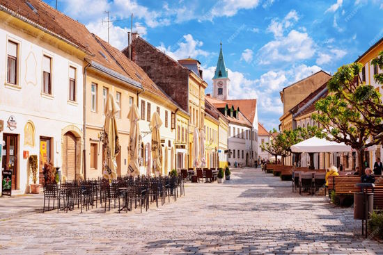 Private Tour Varazdin and Trakoscan Castle from Zagreb