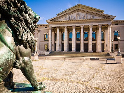 Shared Tour: Discover Munich Walking Tour 10:15AM