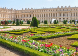 Shared - Versailles Bike Tour: Skip-The Line 8:30 AM