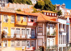 Shared Tour: Secret Porto Walking Tour - 9:15AM