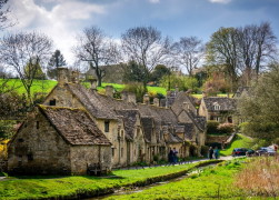 Small Group Tour: Villages of the Cotswolds 9:00 AM**VENDOR VOUCHER**