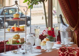 Shared Tour: Royal London Tour with Afternoon Tea at the Rubens at 9:00 AM  **VENDOR VOUCHER**