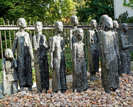 Discover Berlin's Jewish Heritage: Private Half-Day Walking Tour