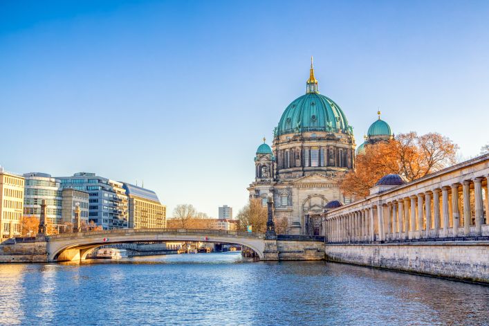 Berlin during the Second World War: Private Half-Day Walking Tour