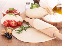 Small Group: Pizza Making Course in Rome