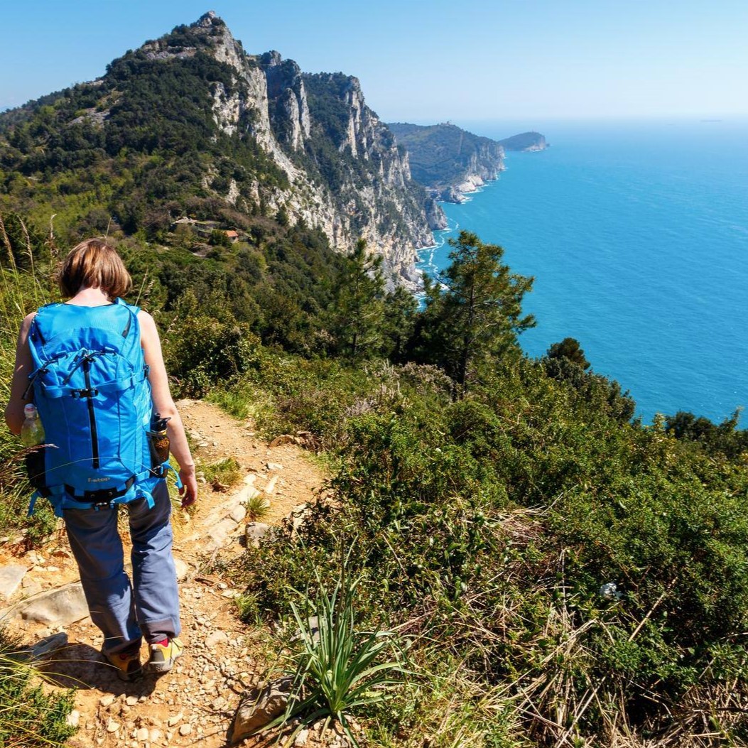 Private Full Day Hiking Tour to San Fruttuoso from Portofino