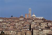 Shared Tour: Siena, San Gimignano and Monteriggioni with Chianti Wines and Food Tasting