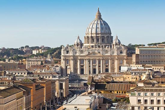 Small Group: Guided Vatican Museums, Sistine Chapel and St. Peter's Square Morning Tour with Hotel Pick-Up