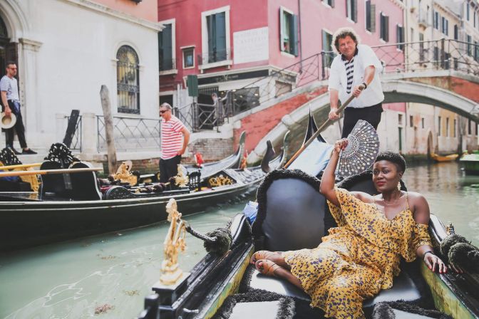Gondola & Photo Shoot Tour