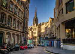 Shared Tour: Secrets of the Royal Mile Walking Tour