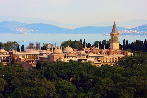 Small Group: Half Day Morning Topkapi Palace and Grand Bazaar of Istanbul