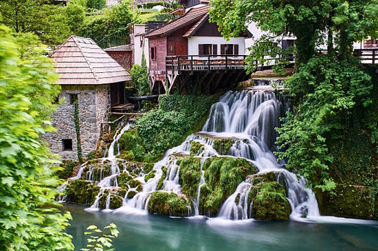 Shared Tour Plitvice lakes National Park and Rastoke from Zagreb