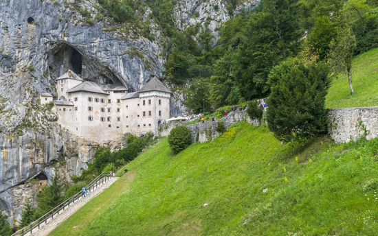 Shared Tour Ljubljana, Postojna Cave and Predjama Castle from Zagreb