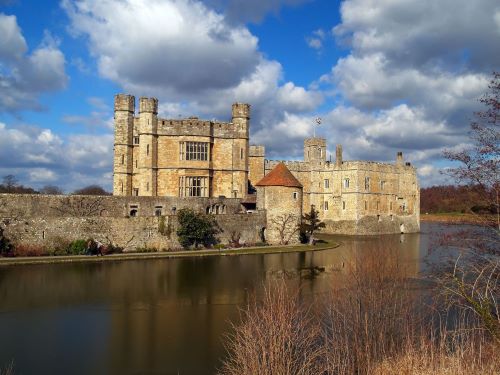 Shared Tour: Leeds Castle, Canterbury, Dover and Greenwich
