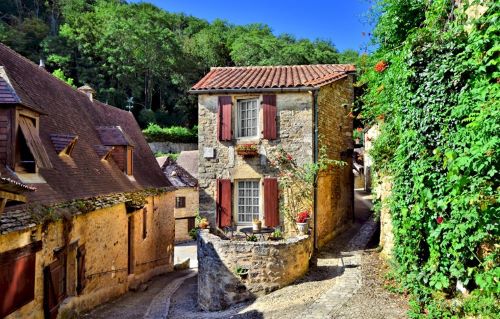 Private Tour: Dordogne & Sarlat Exploration: Exclusive Private Tour from Bordeaux