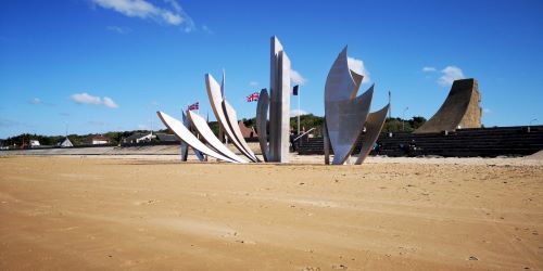 Private Tour: Untold Stories: D-Day Beaches Private Tour from Caen