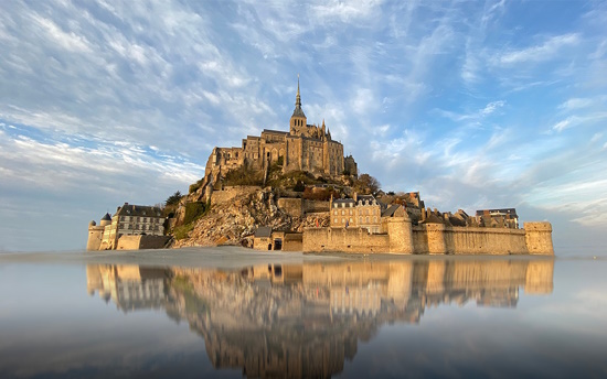 Shared tour: Full Day Mont Saint-Michel at your leisure from Paris