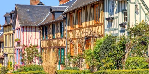 Private Tour: Pays d'Auge Delights: Honfleur, Beuvron and Calvados Tasting from Caen