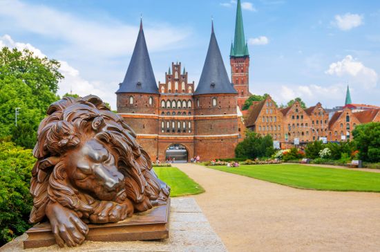 Private Tour: Excursion Lubeck - 5 hours with Driver and Local Guide in Lubeck (1.5 hours)