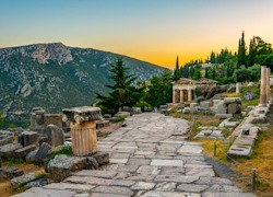 Private Guided Tour of Delphi