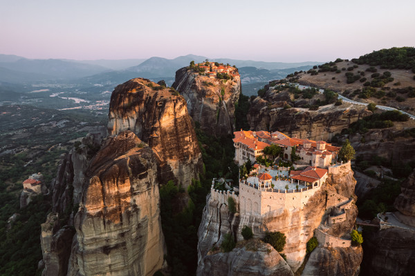 Private Tour: Meteora -Visit the Three Monasteries