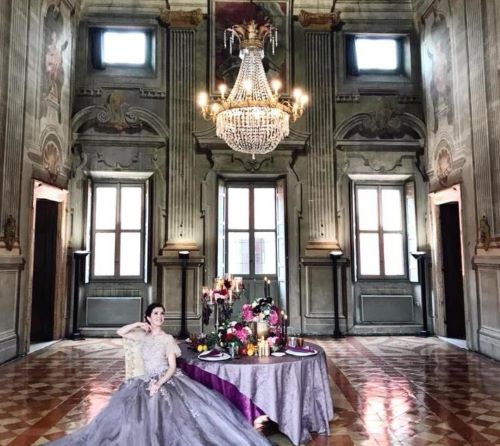 Private Tour and Dinner in an 18th-Century Palace