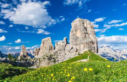 Private The Five Towers in the Dolomite Mountain Range with lunch - from Alta Badia