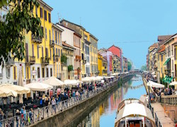 Shared Tour: Boat Tour on the Navigli Canals in Milan 11:30