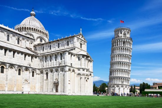 Shared Tour: Magic Combo: Cinque Terre Bliss & Guided Pisa Secrets with Leaning Tower ticket