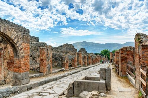 Private Tour: Pompeii Guided Walk with Priority Access