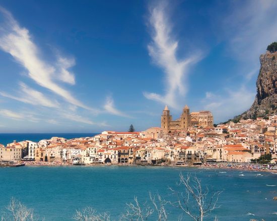 Private Tour: Sicilian Soul - from Taormina to Cefalu, between landscapes, legends and street food with a SUV