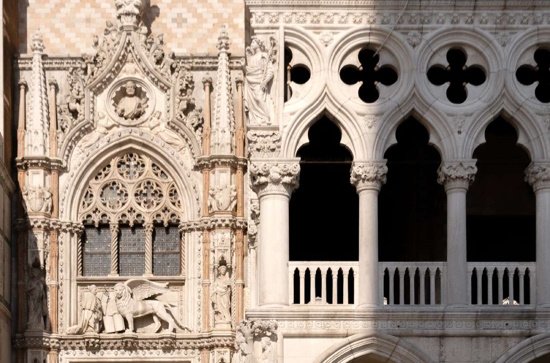 Ducal Venice: Walking tour and visit to Doge's Palace with Correr app