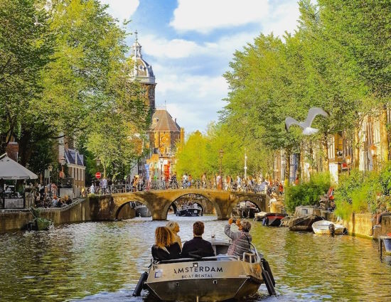 Private Full-Day Tour the Best of Amsterdam with a Canal Cruise