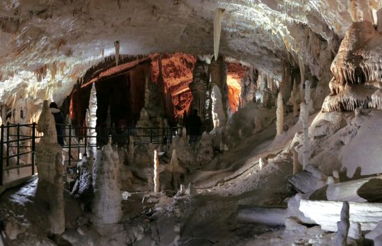 Small Group: Morning Postojna Cave and Predjama Castle Tour