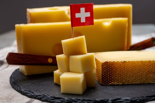 Private Tour: Lake Lucerne and Local Cheese Tasting from Zurich